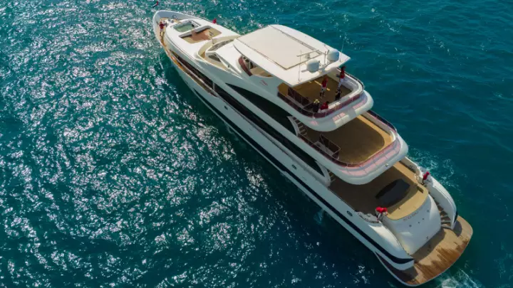 dubai-superyacht-experience